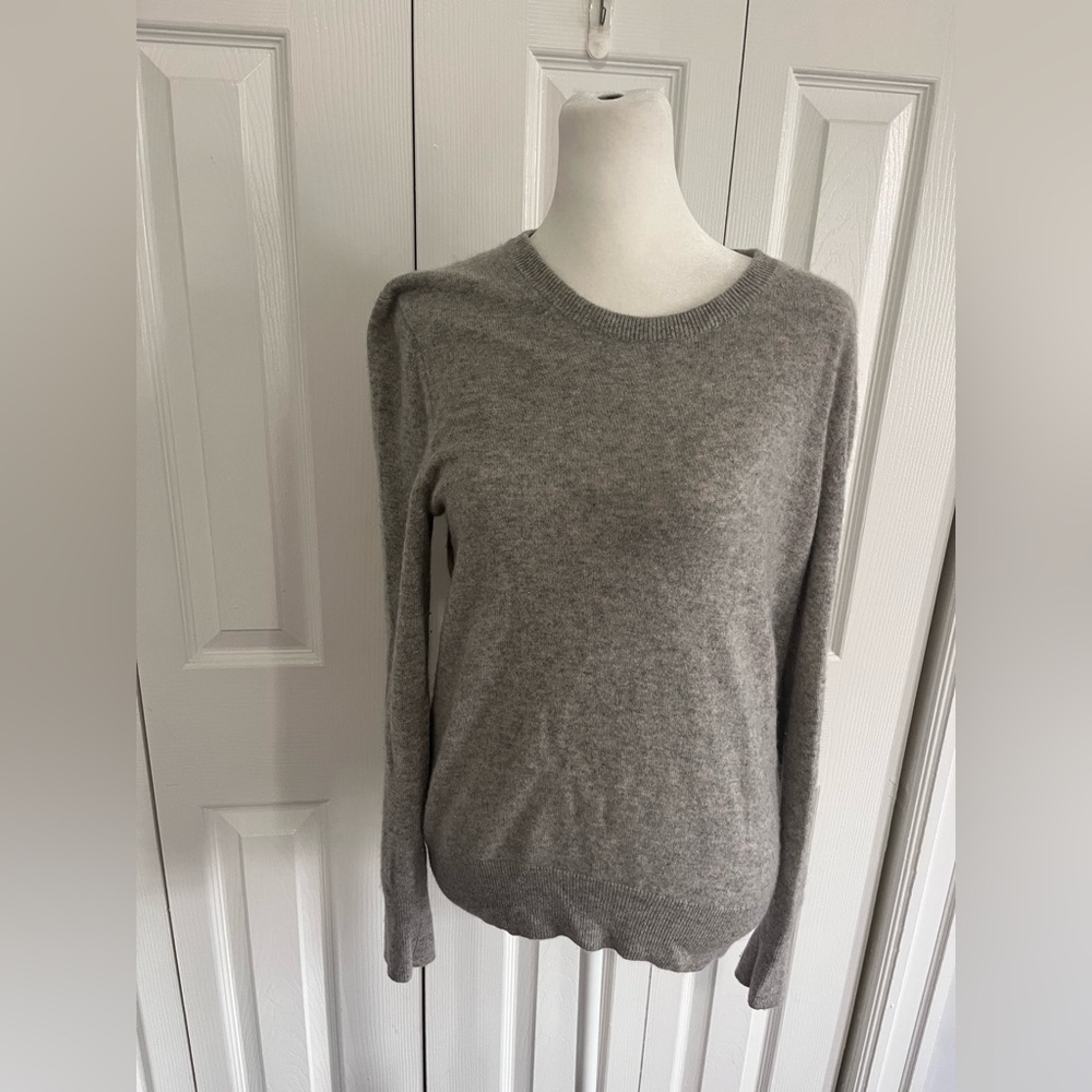 Naadam Lightweight Cashmere Sweater Grey Sz Small